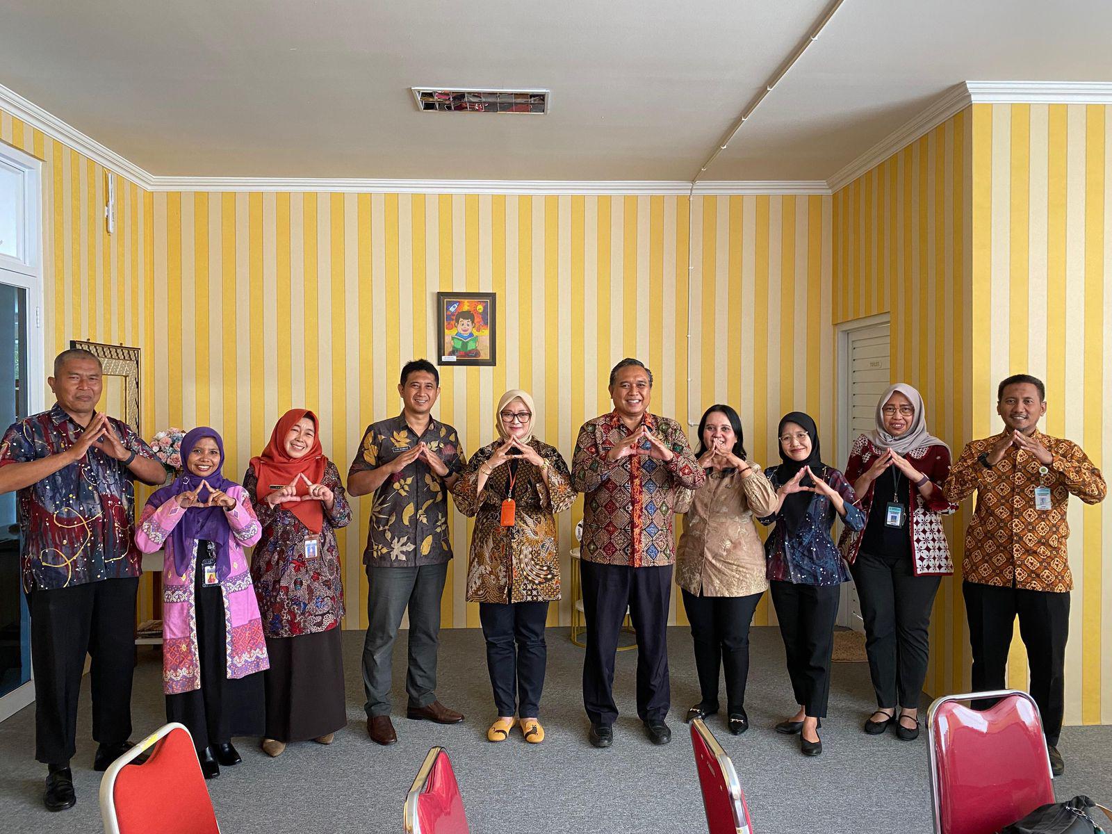Berita Dinas Perpustakaan dan Kearsipan Kabupaten Tegal Kunjungi Dispusip Bantul: Belajar Layanan dan Program Literasi Unggulan Dinas Perpusip