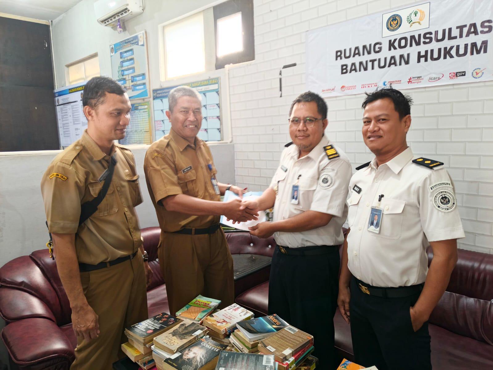 Berita LAPAS Kelas IIB Slawi Perkuat Sinergi dengan Perpusip Kabupaten Tegal Melalui Layanan Ekstensi Perpustakaan Dinas Perpusip