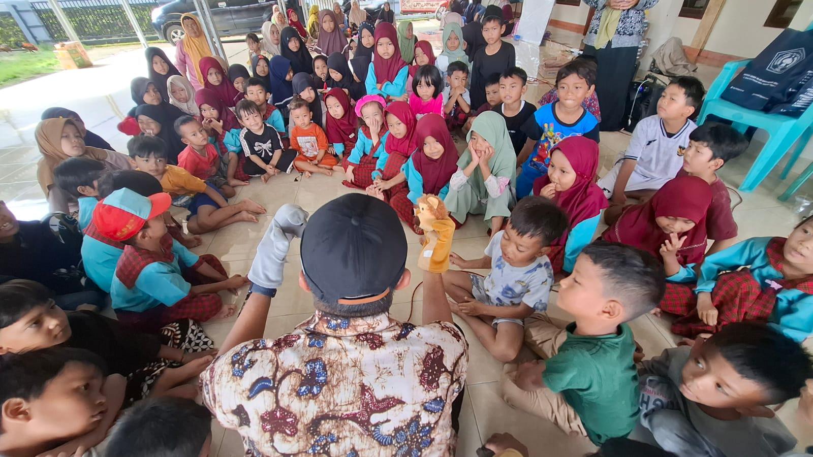 Berita Perpusip Peduli Padasari, Hadirkan Perpustakaan Keliling dan Trauma Healing Dinas Perpusip